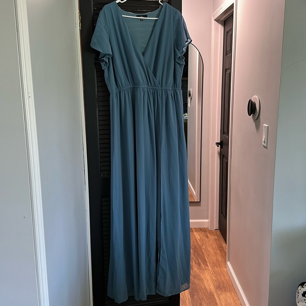 Lulus dusty blue dress
